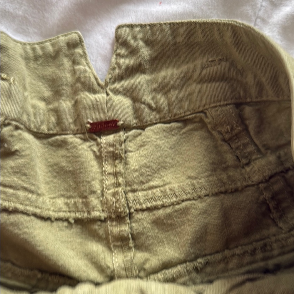 Free People Green Capri Pants High-Waisted Relaxed Fit - Picture 3 of 4